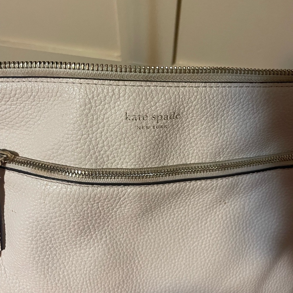 White Kate Spade purse (8x12 in)